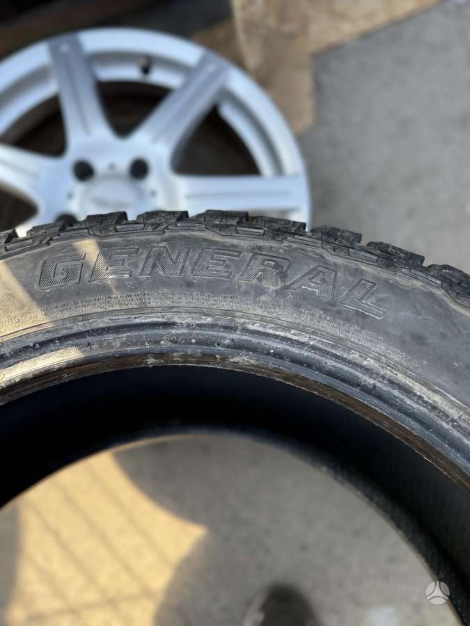General GRABBER A/T, universalios 235/55 R18