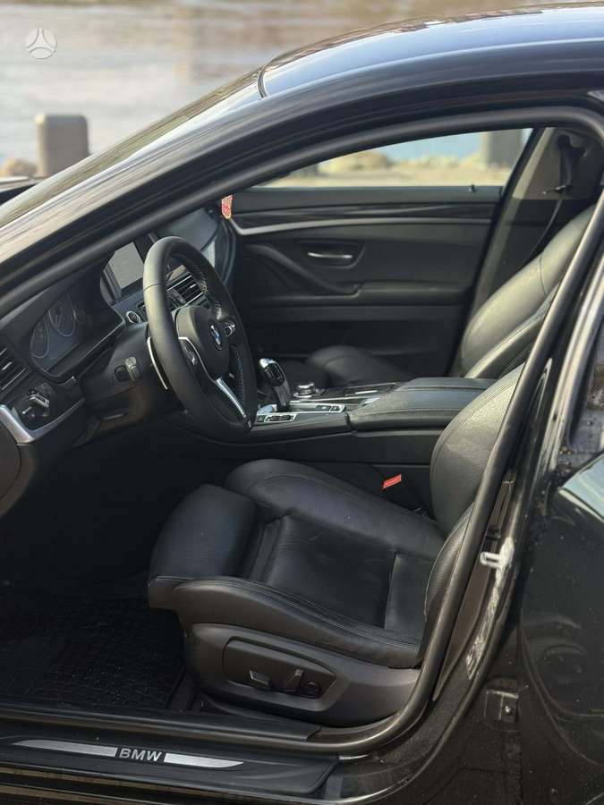 BMW 525, 2.0 l., Универсал