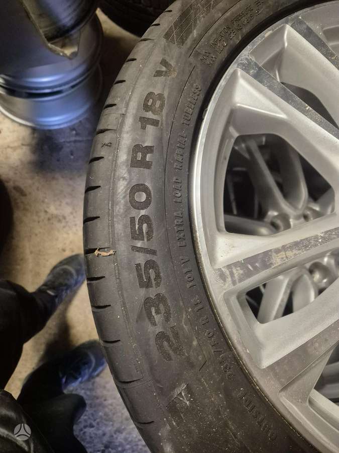 Ford Kuga, lengvojo lydinio, R18