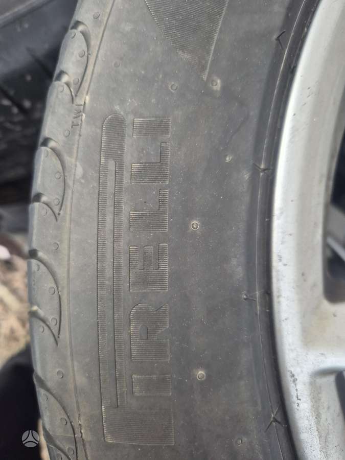 Audi Q3, lengvojo lydinio, R17