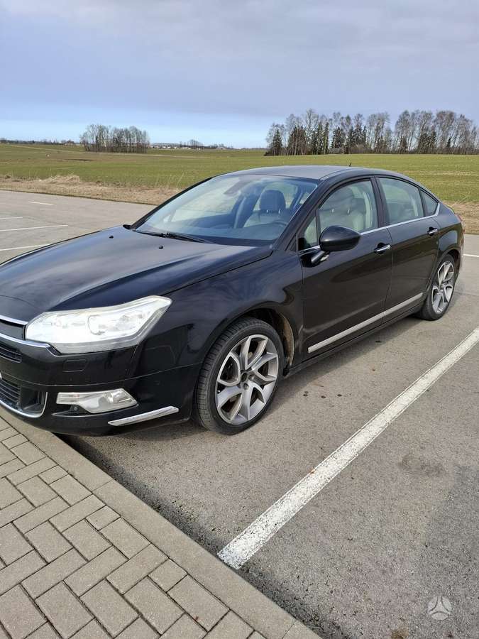 Citroen C5, 2.2 l., sedanas