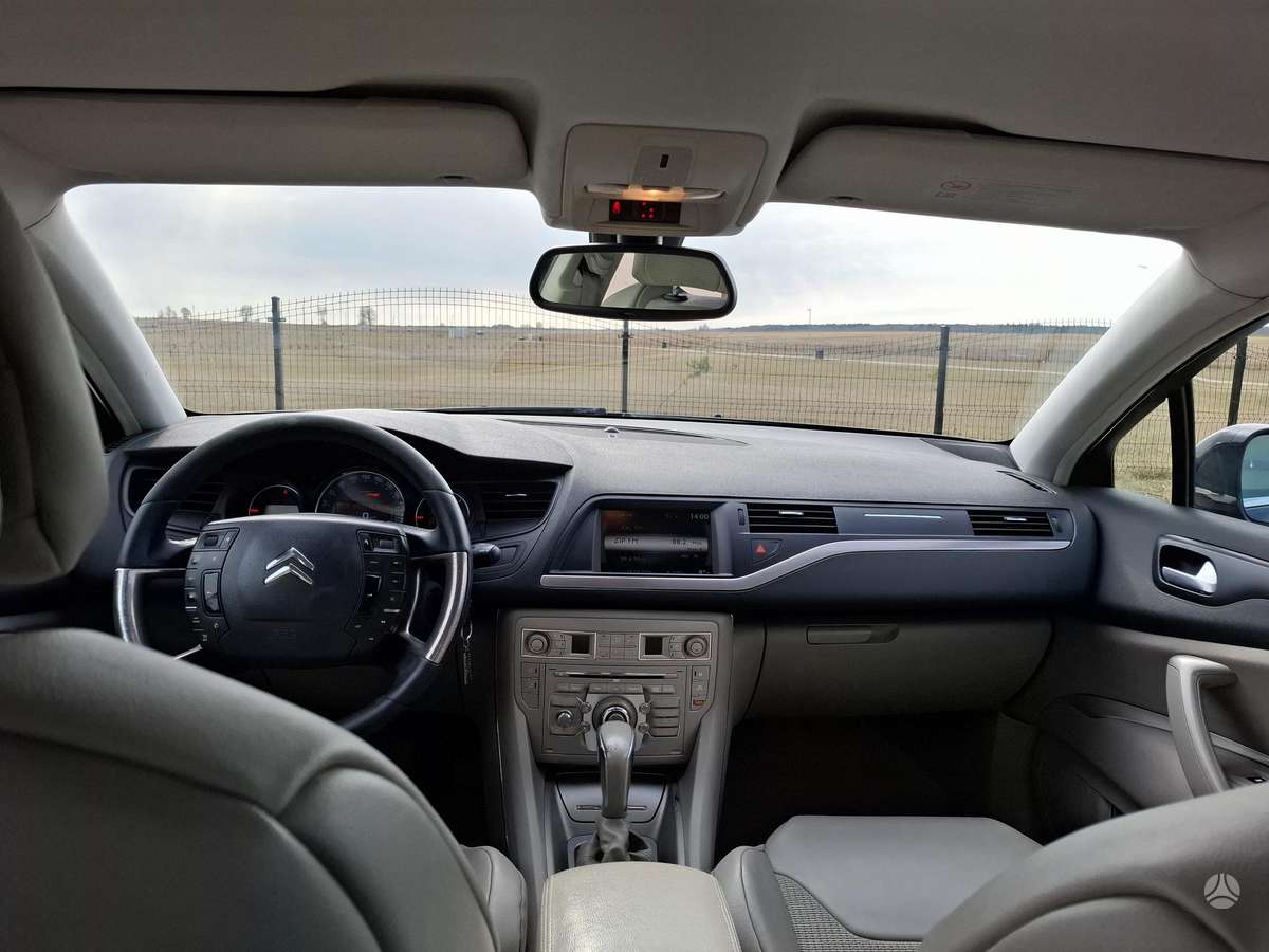 Citroen C5, 2.2 l., sedanas