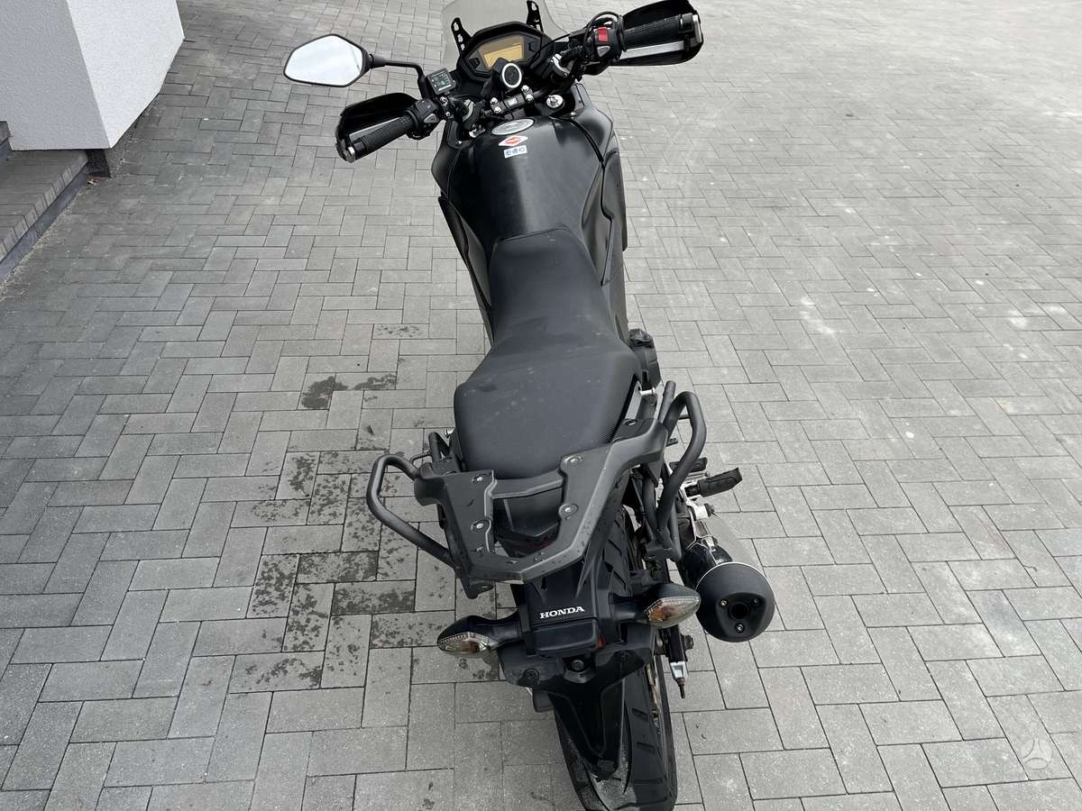 Honda CB, street / classic