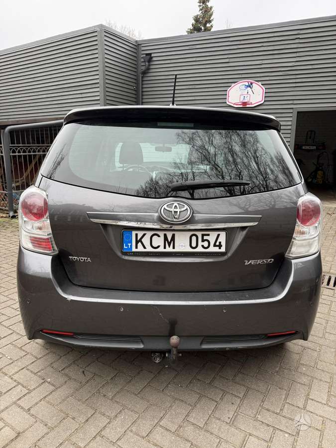 Toyota Verso - 5