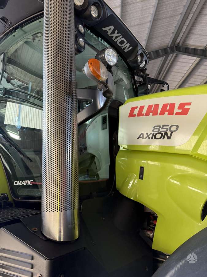 Claas Axion 850 CMATIC, traktoriai