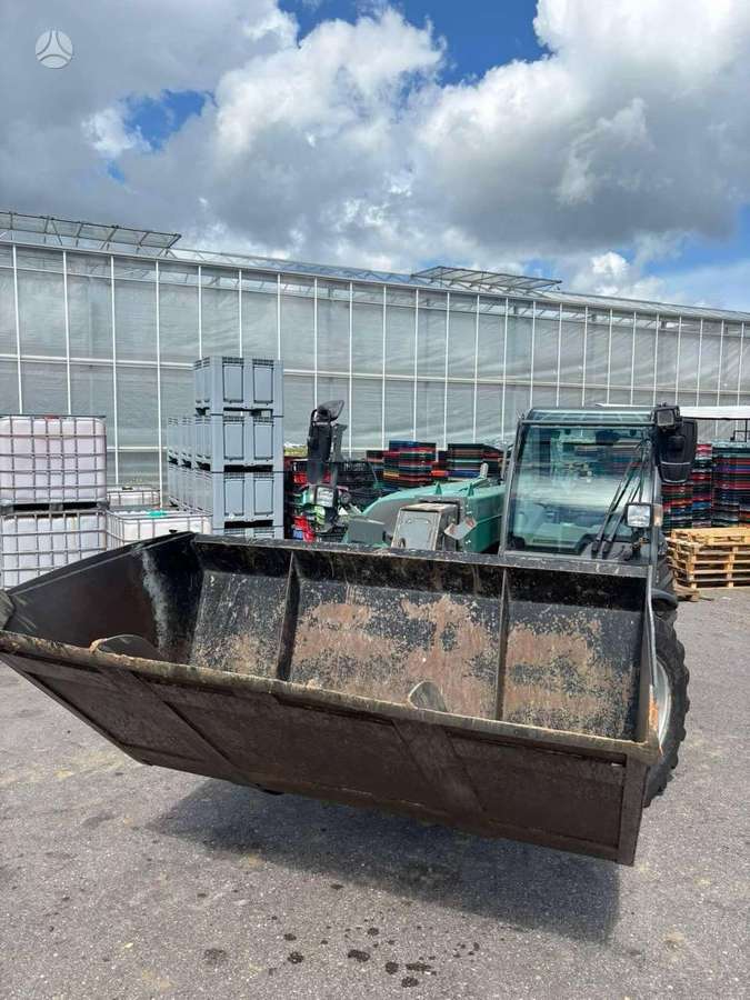 Kramer KT357, self-propelled loaders