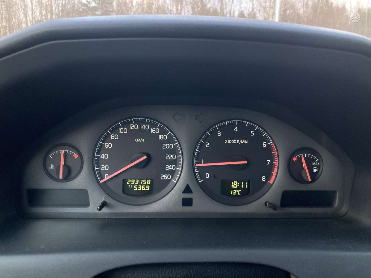 Volvo S60, 2.4 l., Седан