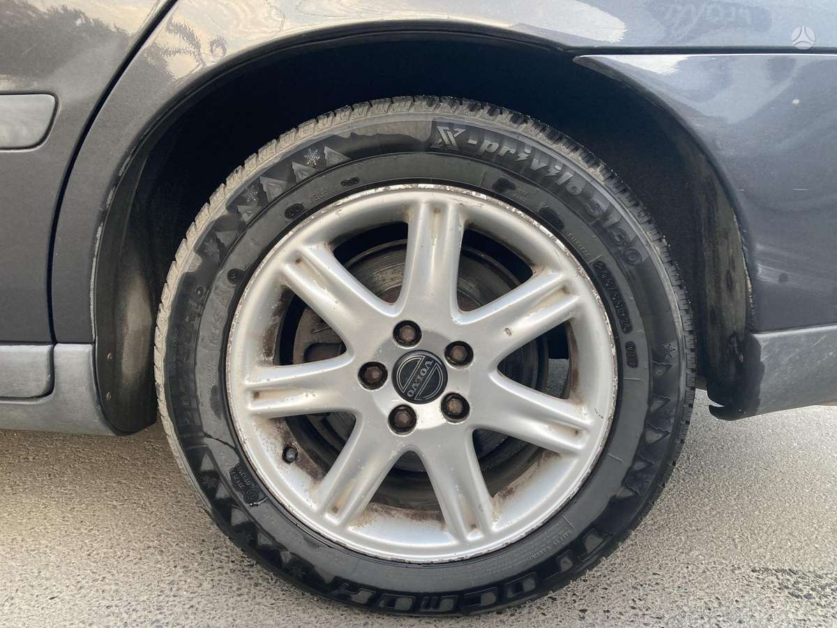 Volvo S60, 2.4 l., Седан