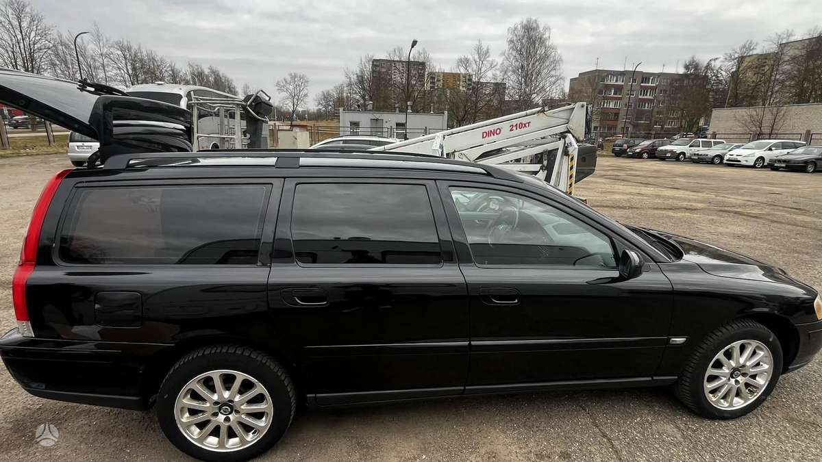 Volvo V70, 2.4 l., Универсал