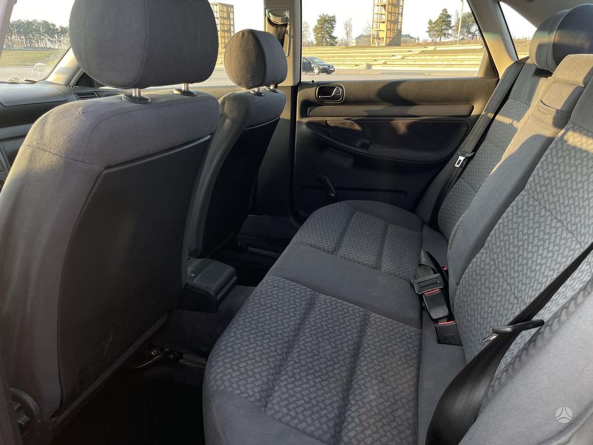 Audi A4, 1.6 l., Седан