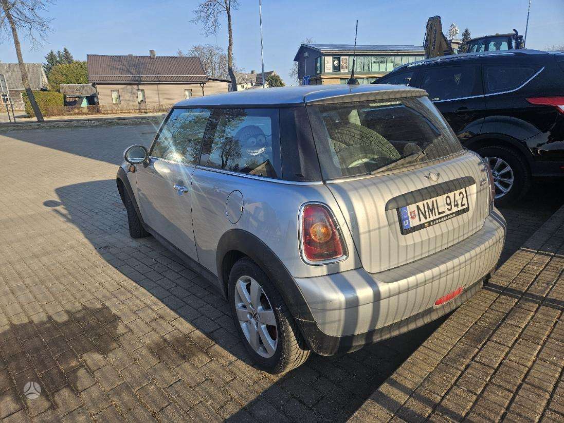 Mini One, 1.4 l., hatchback