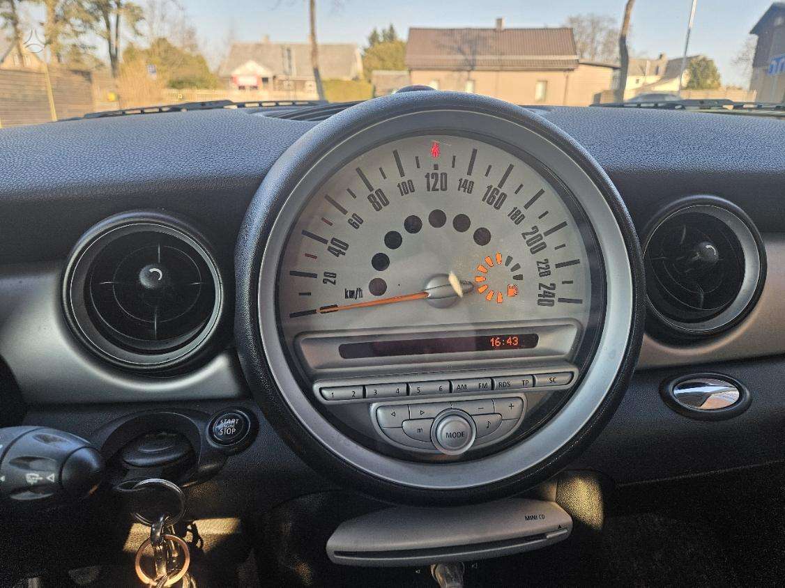 Mini One, 1.4 l., hatchback