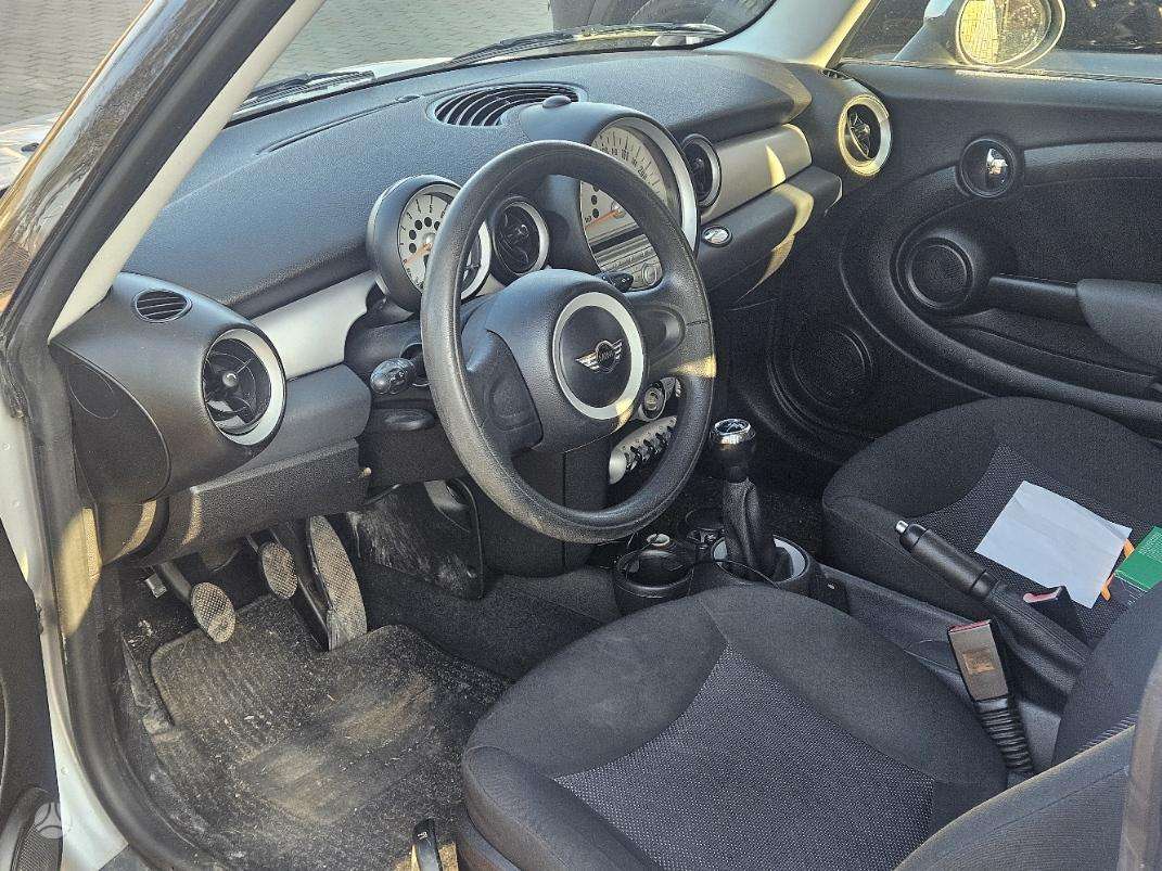 Mini One, 1.4 l., hatchback