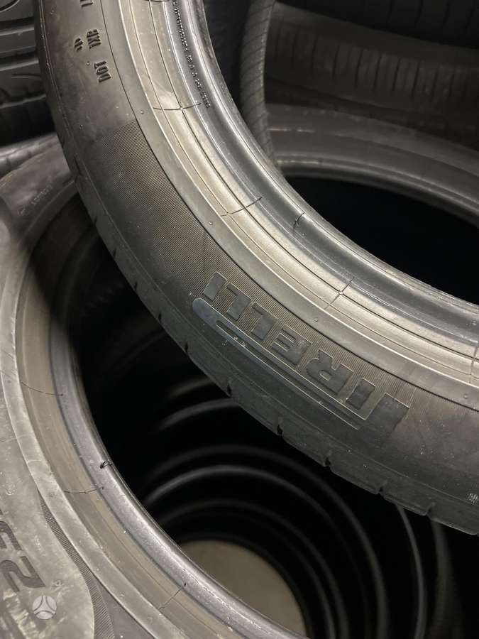 Pirelli P ZERO PZ4 VOL, summer 235/50 R19