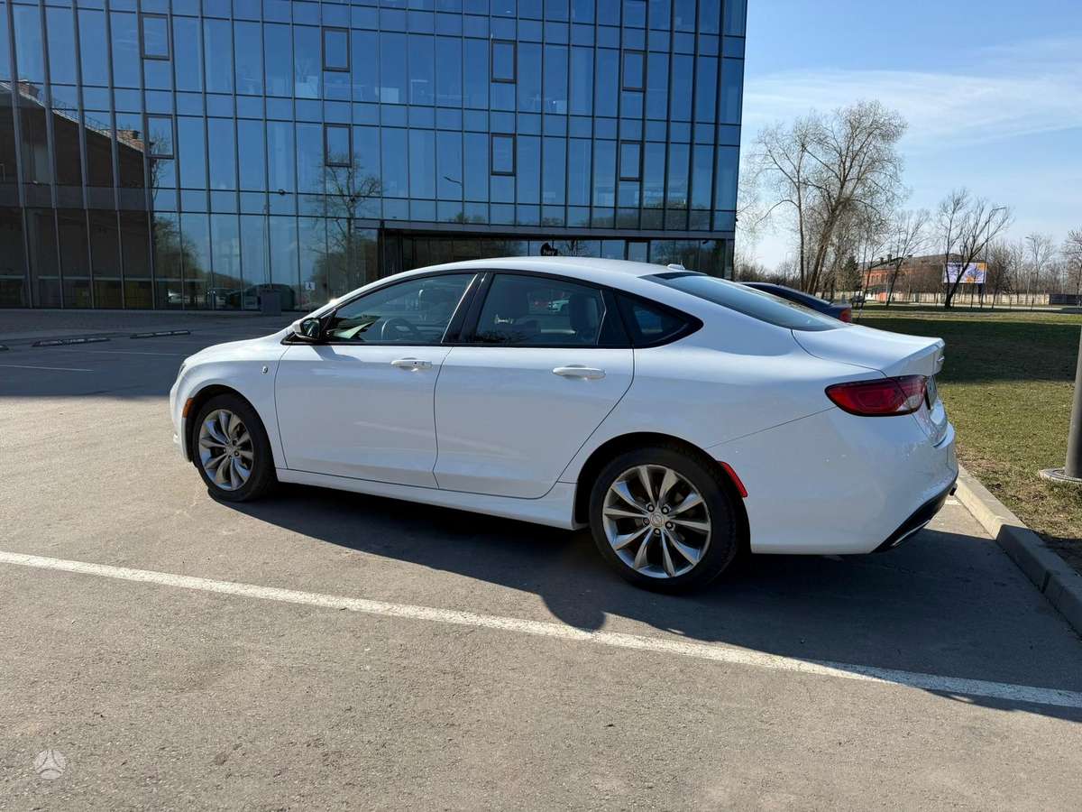 Chrysler 200, 2.4 l., hatchback