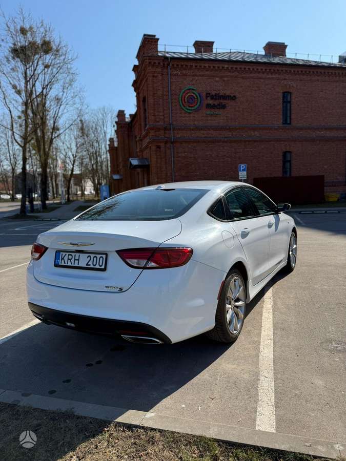 Chrysler 200, 2.4 l., hatchback