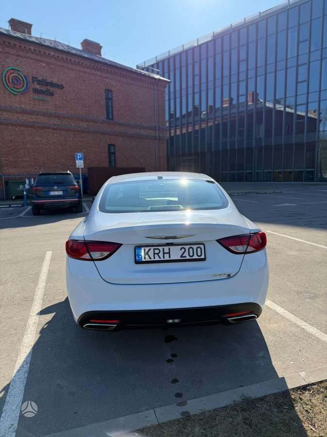 Chrysler 200, 2.4 l., hatchback