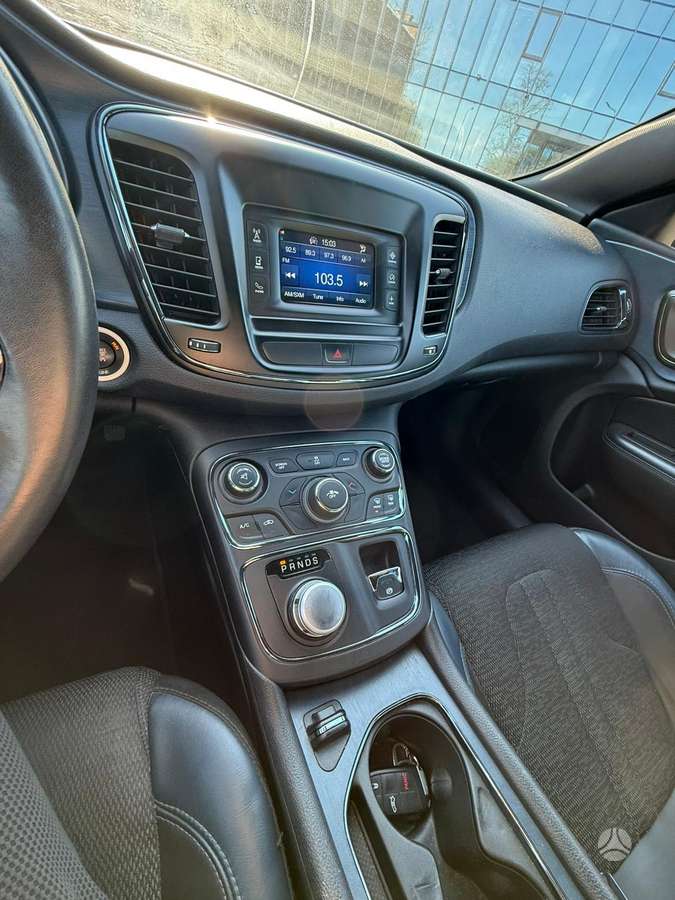Chrysler 200, 2.4 l., hatchback