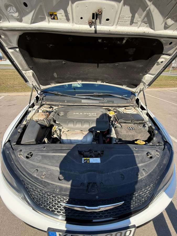 Chrysler 200, 2.4 l., hatchback