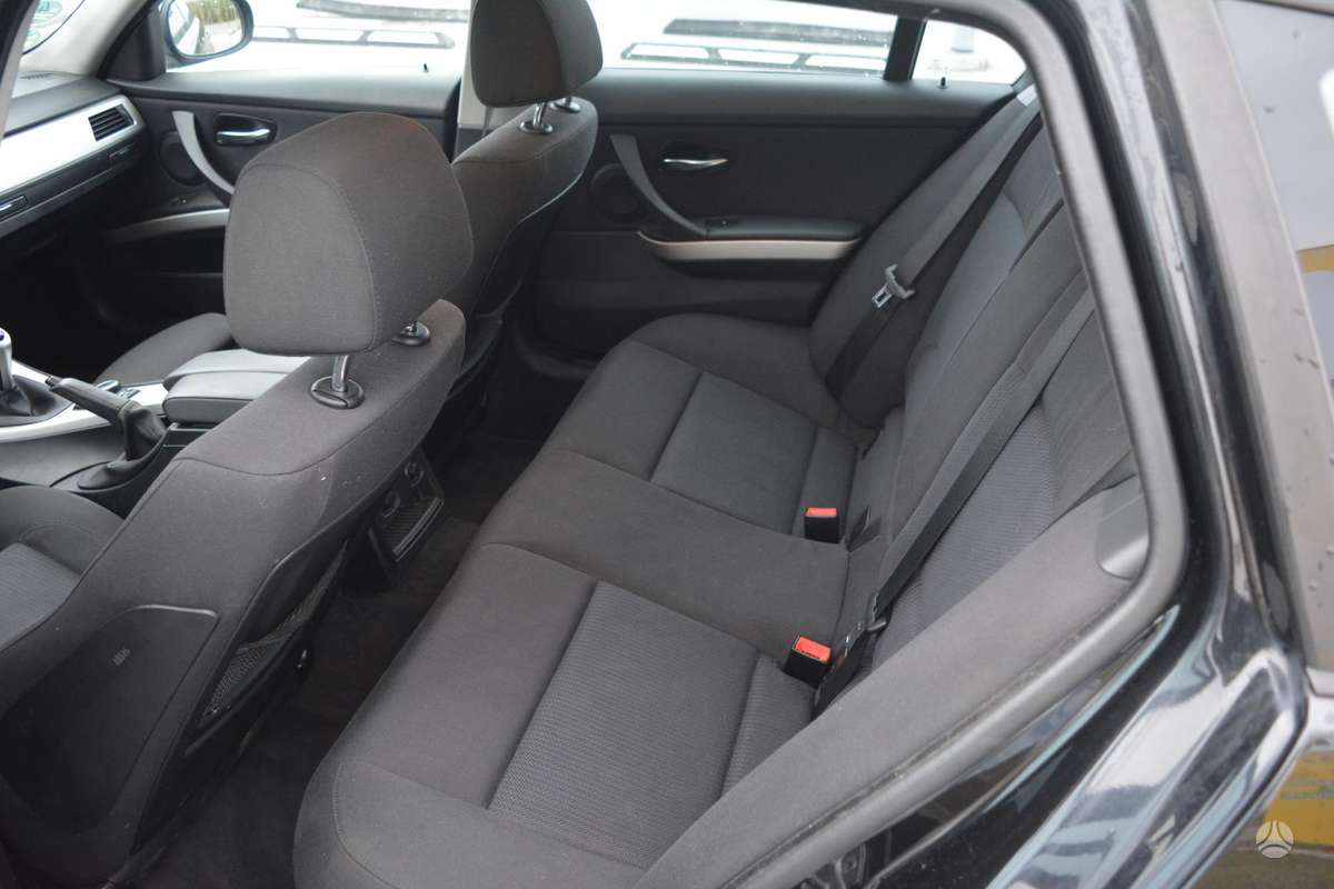 BMW 320, 2.0 l., wagon