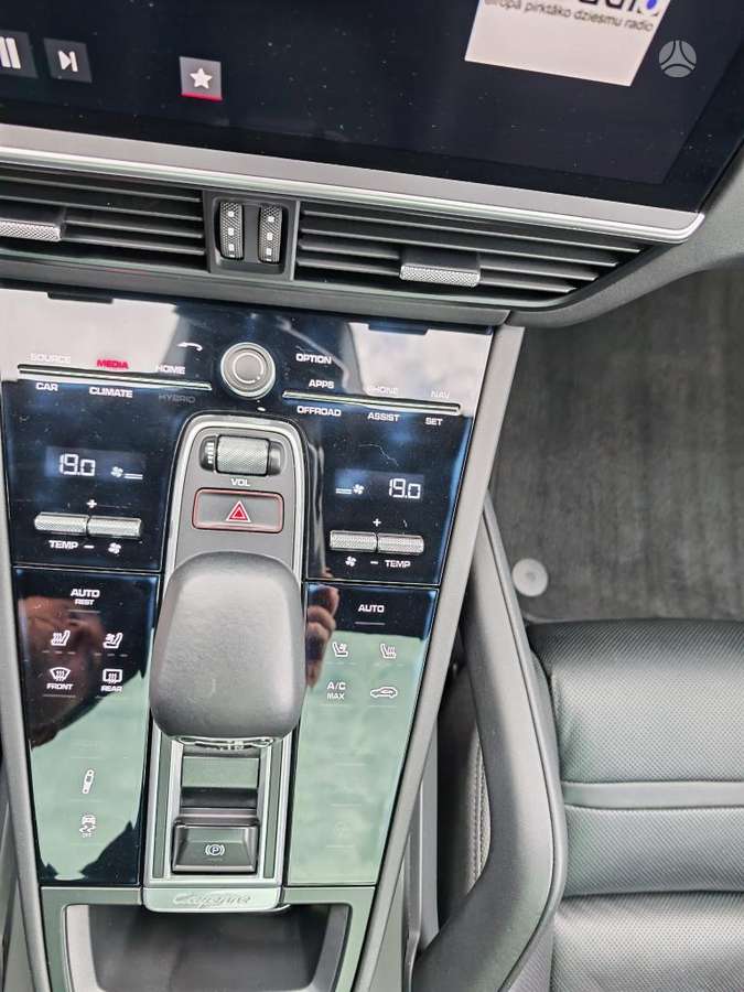 Porsche Cayenne, 2.9 l., off-road / crossover