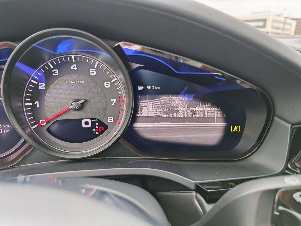 Porsche Cayenne, 2.9 l., off-road / crossover