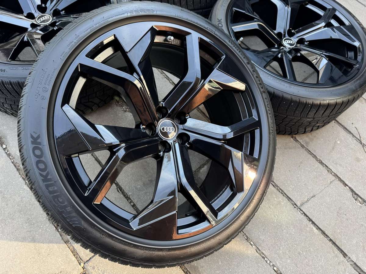 Audi RSQ8, light alloy, R23