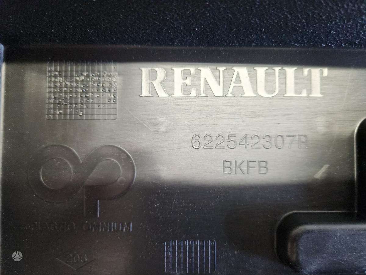 Renault Megane, 620225862R, бамперы (буфера)