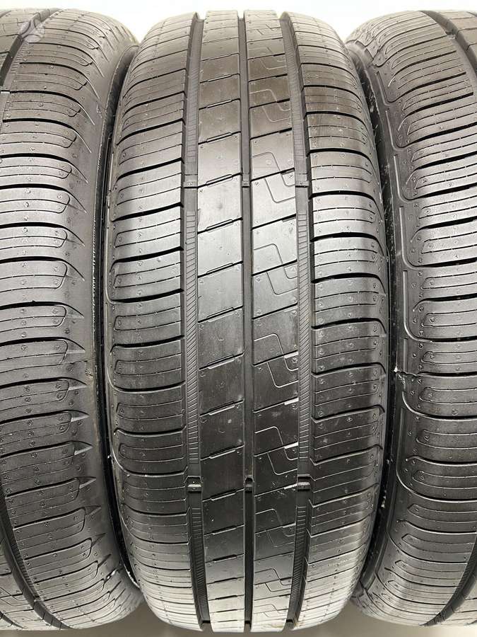 Goodyear Efficient Grip 99% 2024m, летние 195/60 R18