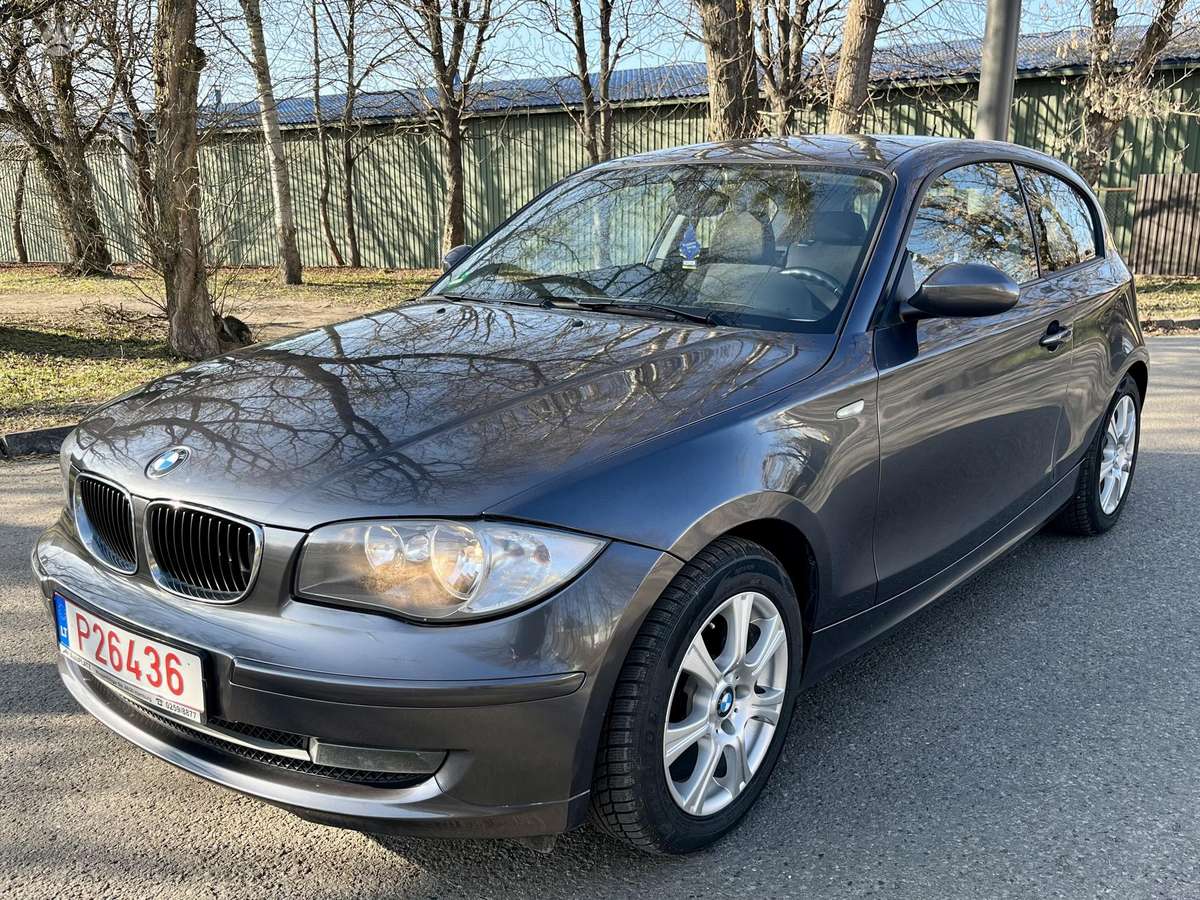 BMW 120, 2.0 l., hatchback