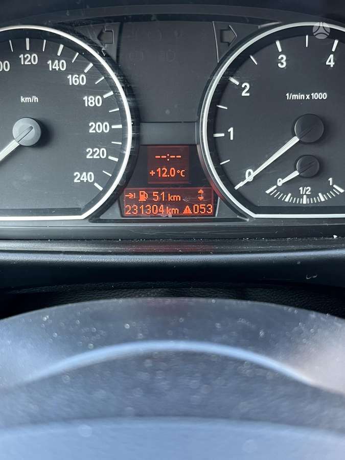 BMW 120, 2.0 l., hatchback
