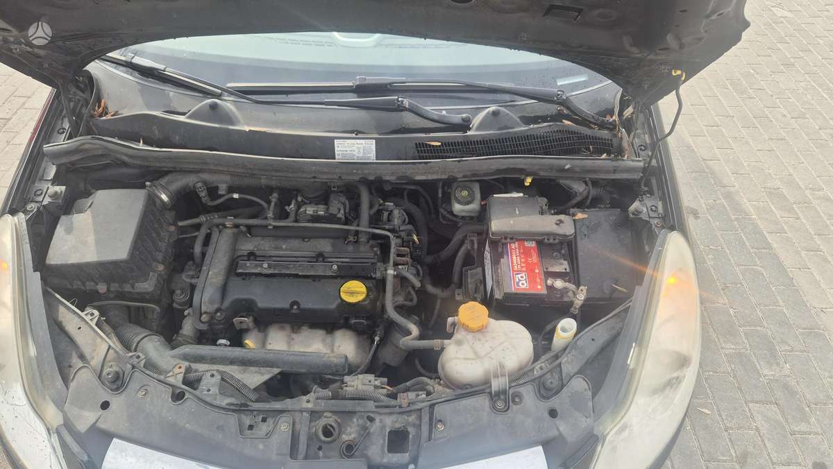 Opel Corsa, 1.2 l., Хэтчбек