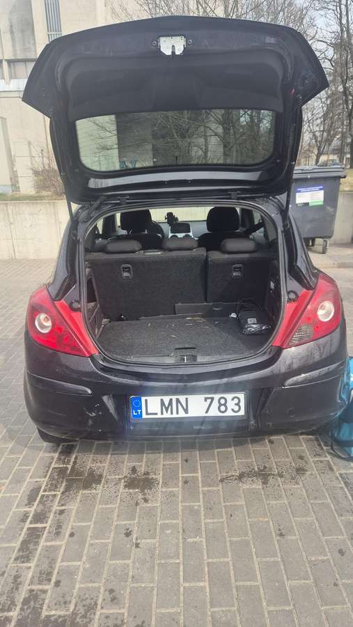 Opel Corsa, 1.2 l., hatchback