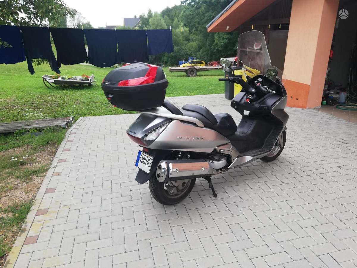 Honda Silverwing 600cc, scooters / mopeds
