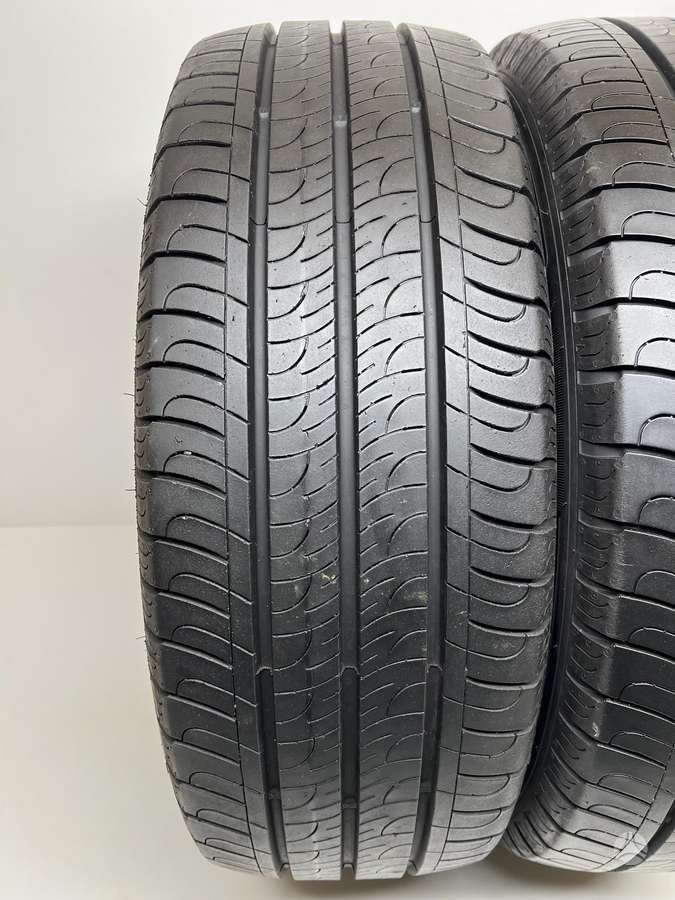Goodyear Efficient Grip Cargo 2020m, vasarinės 215/60 R17