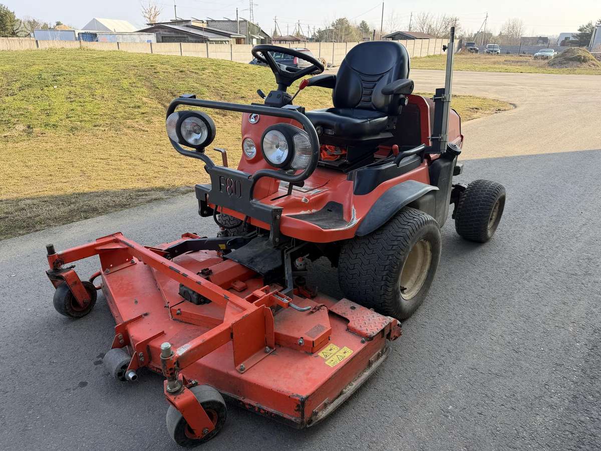 Kubota F2880, садовые тракторы