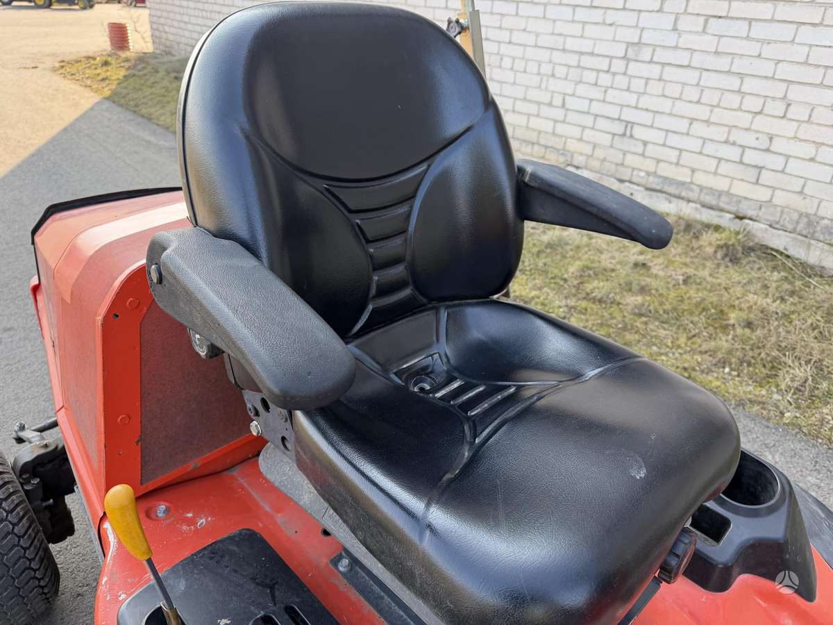Kubota F2880, садовые тракторы