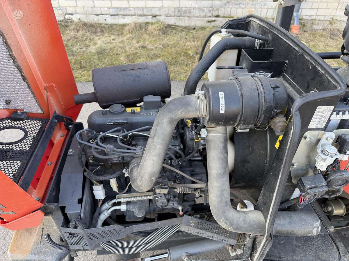 Kubota F2880, садовые тракторы