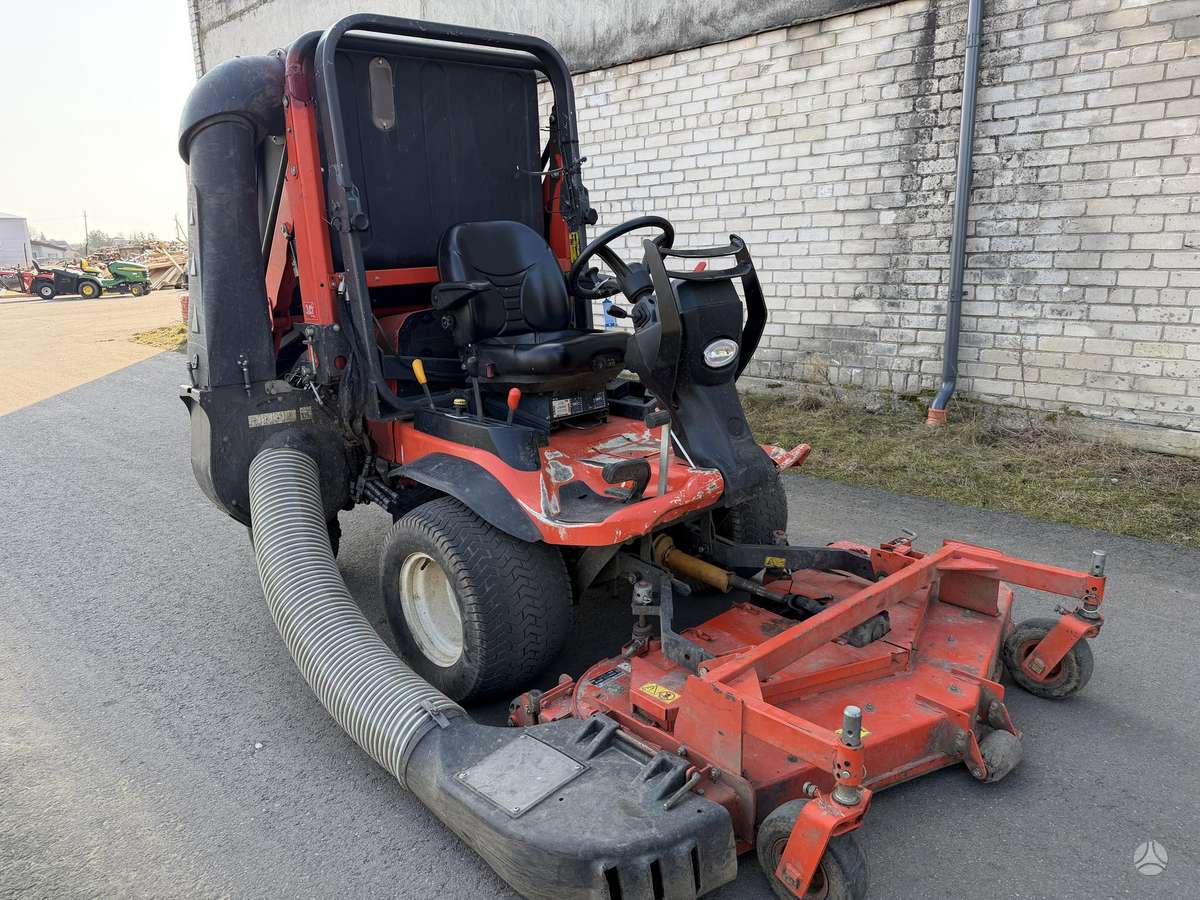 Kubota F3890, садовые тракторы