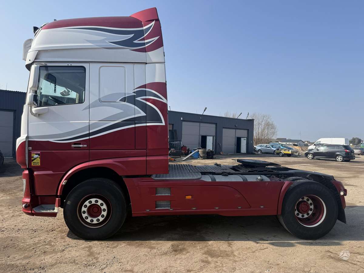 DAF XF510, double sleeper