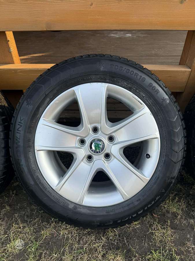 Skoda Superb, lengvojo lydinio, R16
