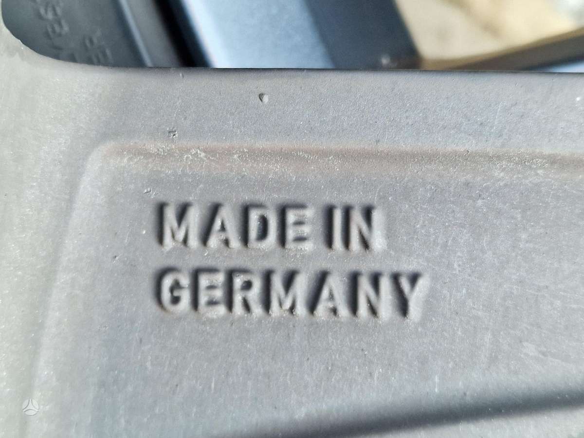 Volkswagen 3G8601025D, light alloy, R20