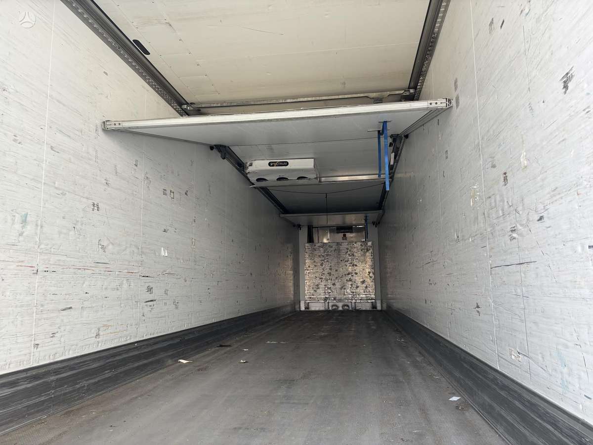 Schmitz SCB*S3B THERMO KING SLXe Spectrum, refrigerated