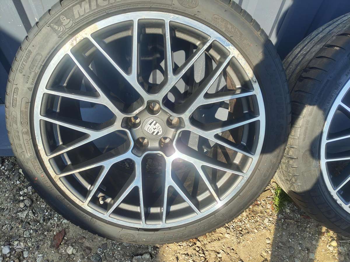 Porsche Macan, light alloy, R21