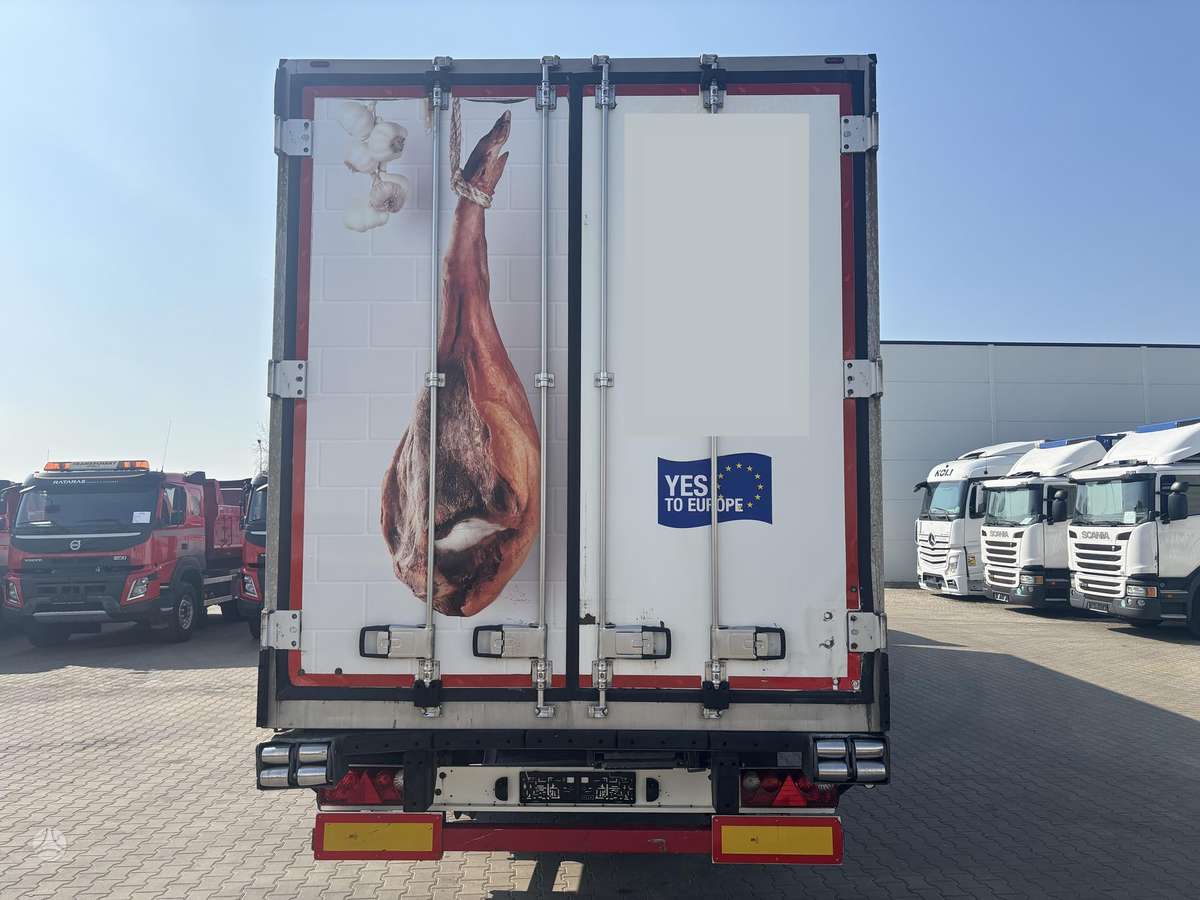Schmitz SCB*S3B THERMO KING SLXe 400, refrigerated