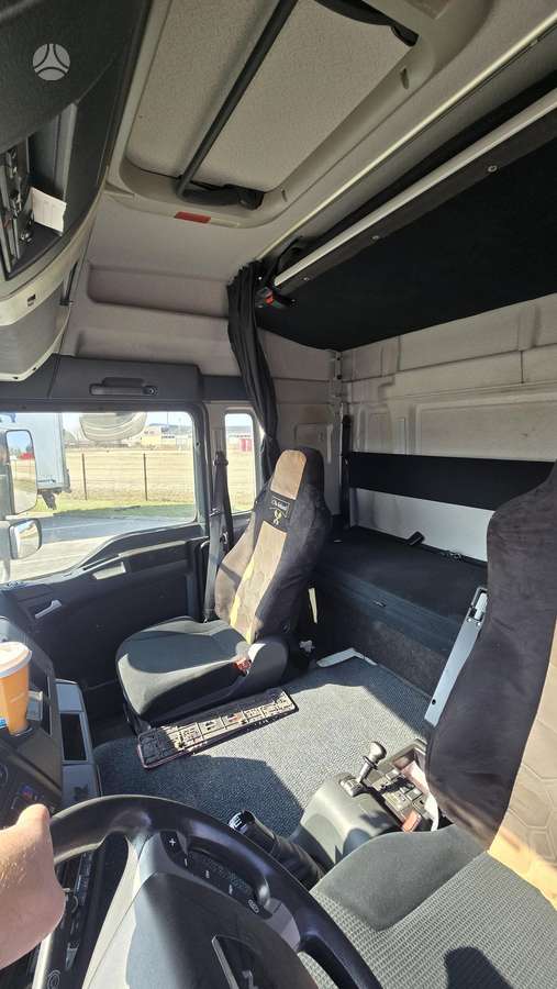 MAN TGL 8.220, box trucks / box vans