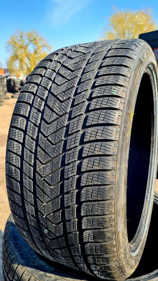Pirelli, зимние 295/35 R21