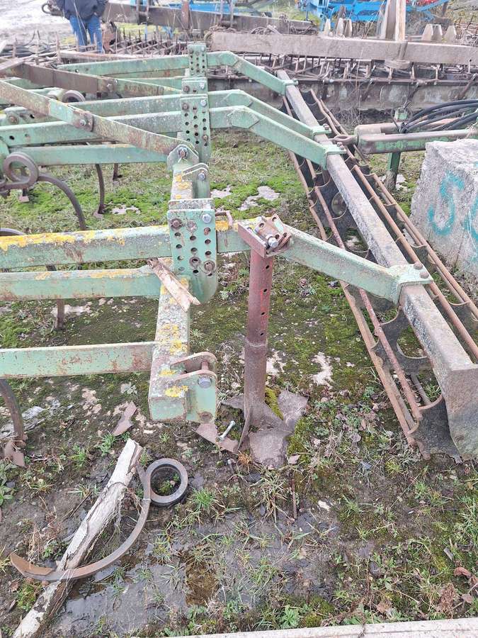 Laumetris SL-4, scrapers, scrubbers