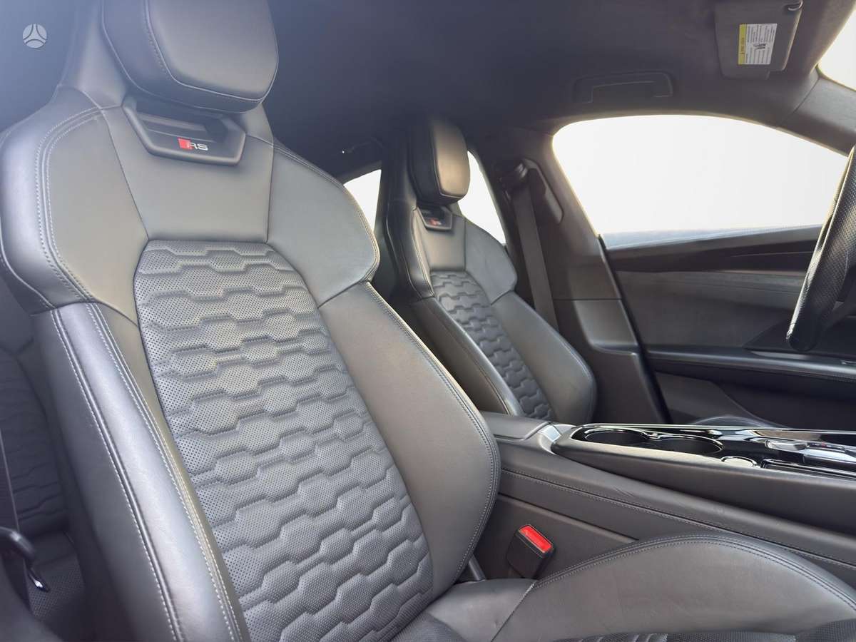 Audi e-tron GT, 93 кВт·ч, Хэтчбек