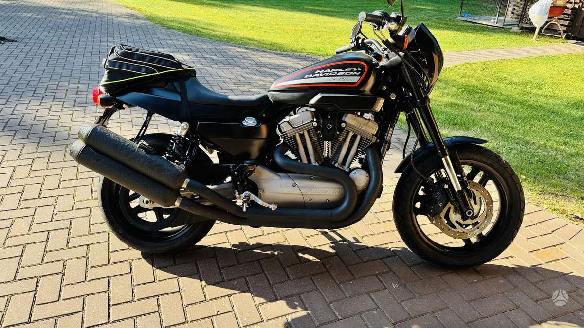 Harley-Davidson XR 1200cc, street / classic